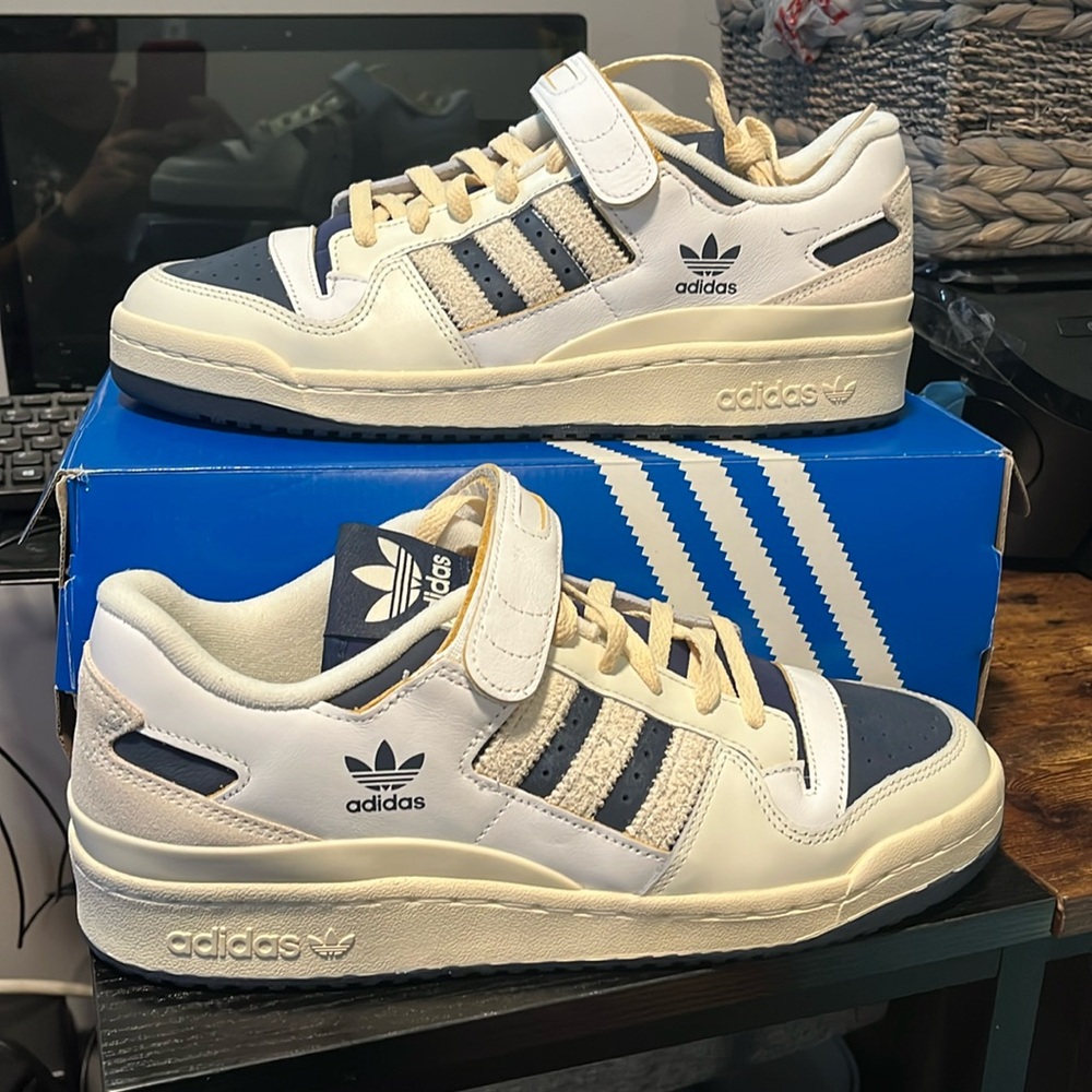 Adidas Forum 84 Low ‘Off White Collegiate Navy’ Men's Size 10